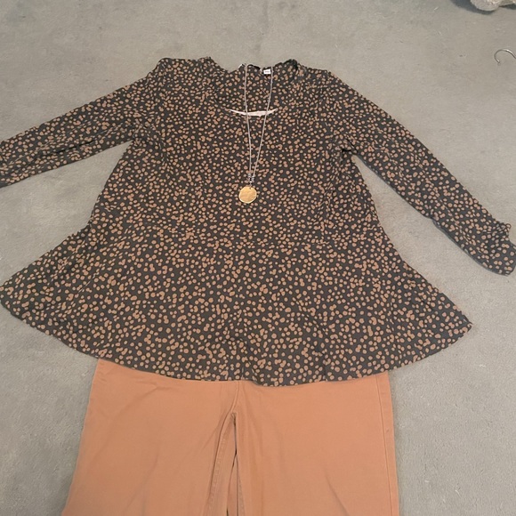 Isaac Mizrahi Live! Dot Printed Trapeze Hem Top - Picture 12 of 12